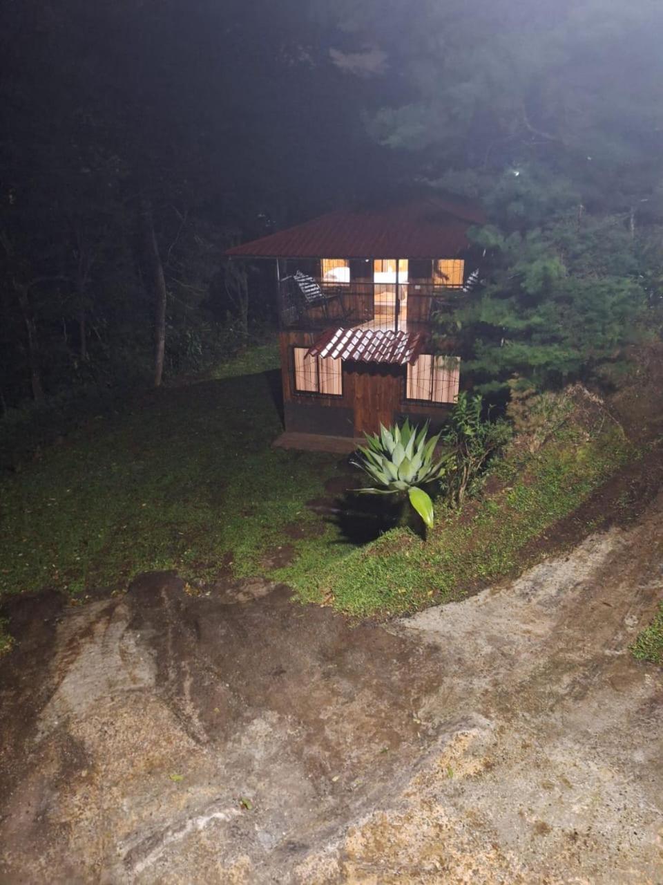 Cabanas Queca! Poas Esterno foto